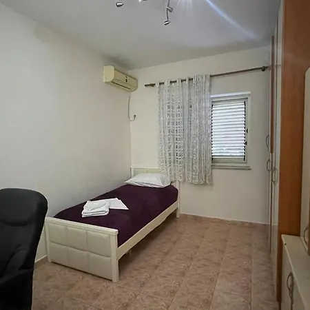 Dario House 地拉那